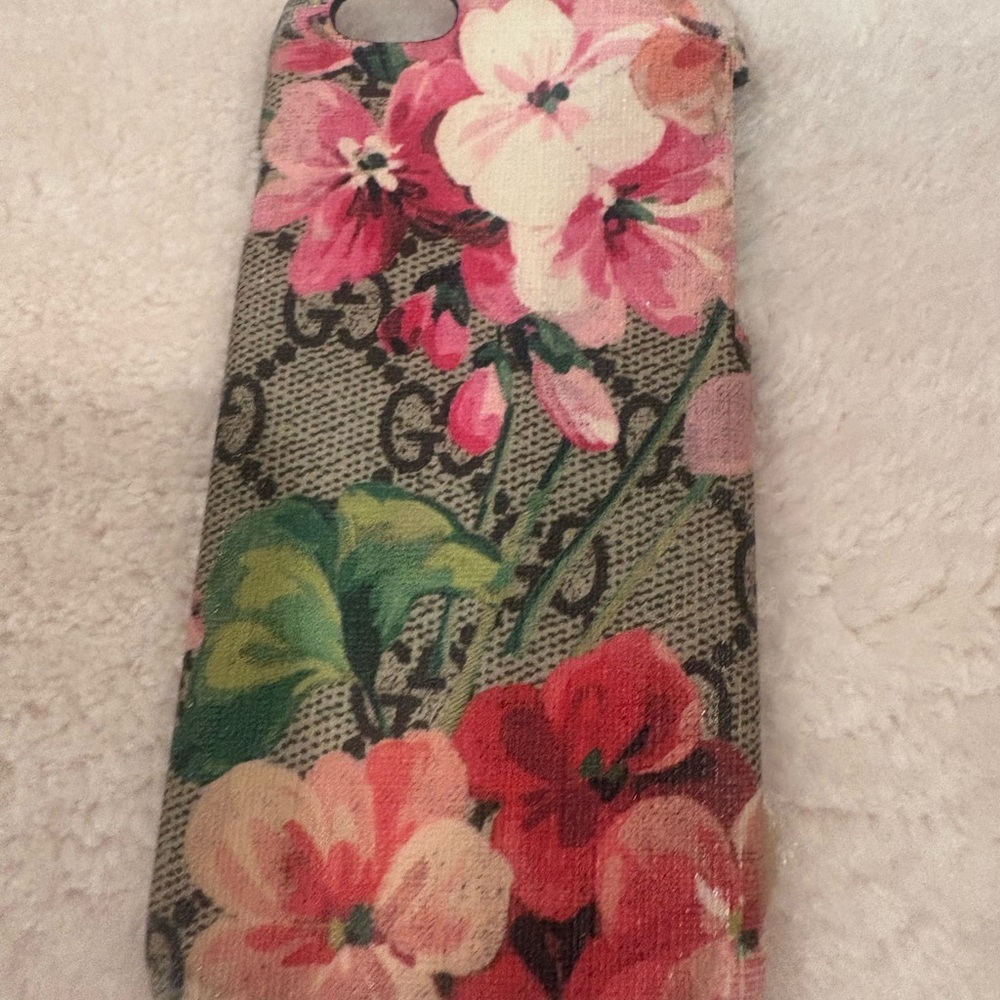 Gucci iPhone 6 Floral GG Monogram Case